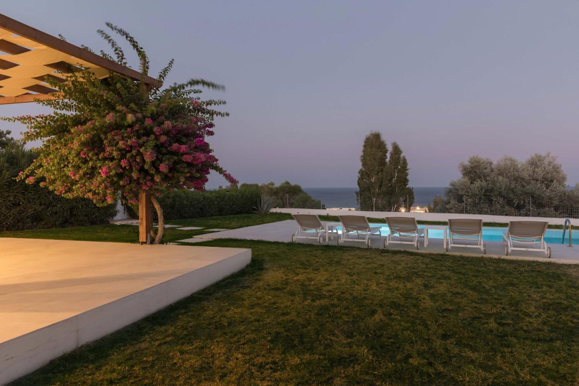 Villa Santa Maria With Private Pool And Sea View Афанду Екстер'єр фото